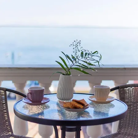 Διαμέρισμα Marina Beachfront By Konnect, Ύψος